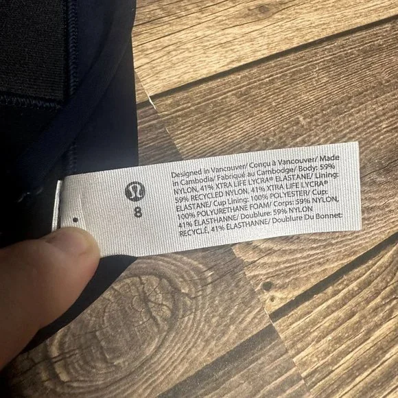 Lululemon Waterside Swim Top C Cup NWT Size 8 Medium (True Navy) - Picture 9 of 9